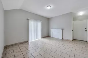 6110 W Mt Houston Rd, Houston, TX 77088 - Photo 6