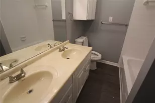 5423 Farley Dr, Houston, TX 77032 - Photo 6
