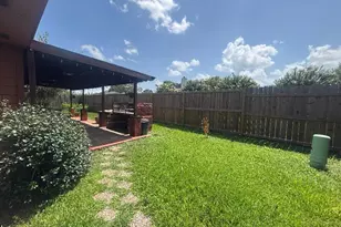 8306 Brentford Dr, Houston, TX 77083 - Photo 44