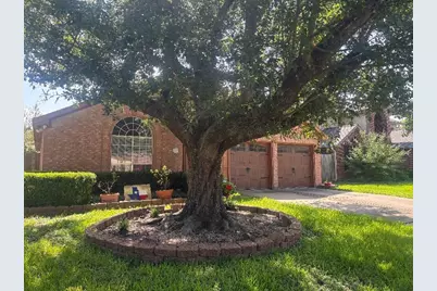8306 Brentford Drive, Houston, TX 77083 - Photo 2