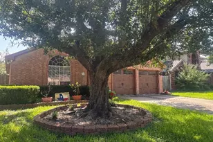 8306 Brentford Dr, Houston, TX 77083 - Photo 2