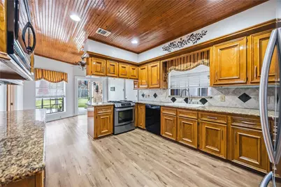 13906 Placid Woods Ct, Sugar Land, TX 77498 - Photo 24