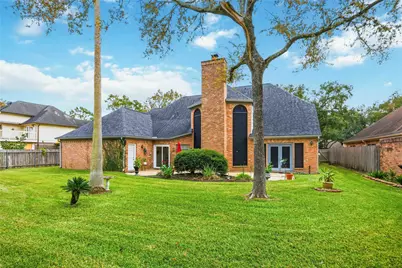 13906 Placid Woods Ct, Sugar Land, TX 77498 - Photo 4