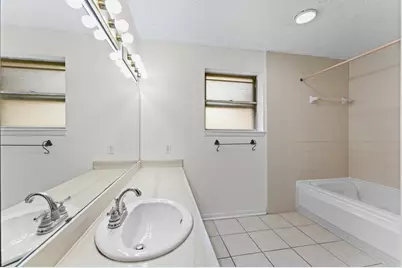 11914 Meadowtrail Lane, Meadows Place, TX 77477 - Photo 12