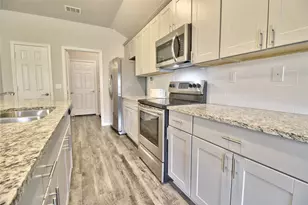 188 Courageous Side Way, Magnolia, TX 77354 - Photo 6