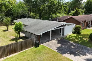 3002 Newcastle Dr, Baytown, TX 77521 - Photo 4