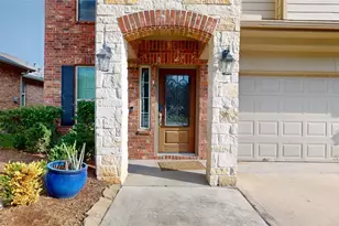 321 Terra Vis Cir, Montgomery, TX 77356 - Photo 2
