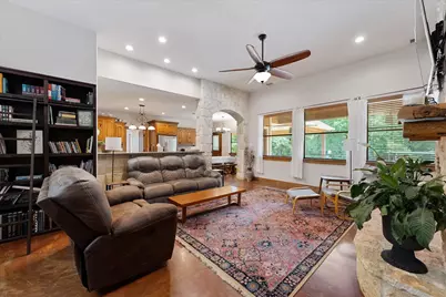 111 Heritage Oak Drive, Huntsville, TX 77320 - Photo 14