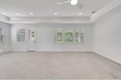 18630 Eastwood Ridge Court, Crosby, TX 77532 - Photo 10