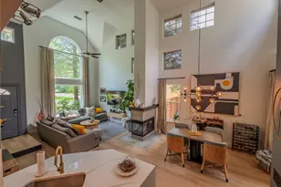 48 Lakeridge Dr, The Woodlands, TX 77381 - Photo 4