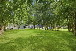 424 5th Ave N, Texas City, TX 77590 - Photo 16