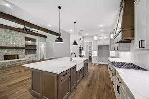 110 Dawn Ct, Huntsville, TX 77340 - Photo 14