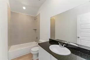 16812 Needlepoint Dr, Conroe, TX 77302 - Photo 12