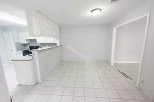 11622 Zarroll Dr, Houston, TX 77099 - Photo 6