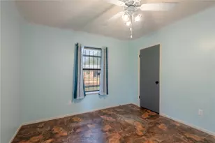 203 Darius St, Crockett, TX 75835 - Photo 32