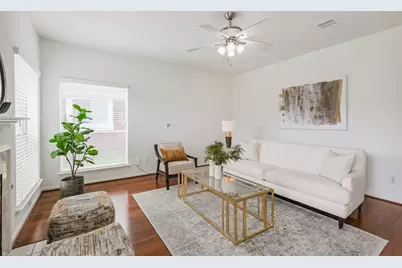 139 High Meadows Drive, Sugar Land, TX 77479 - Photo 6