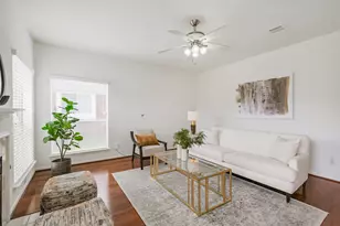 139 High Meadows Dr, Sugar Land, TX 77479 - Photo 6