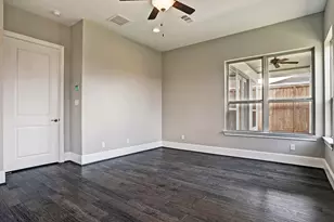 4857 Benning Dr, Houston, TX 77035 - Photo 14