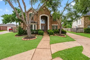 13202 Brushy Knoll Ln, Sugar Land, TX 77498 - Photo 2