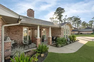 1006 Castle Hill Trail, Kingwood, TX 77339 - Photo 4