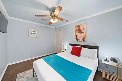 1825 Locksford Street, Houston, TX 77008 - Photo 22