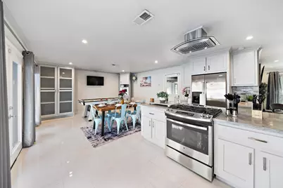 1825 Locksford Street, Houston, TX 77008 - Photo 6