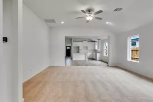 3218 Emerald Hls Dr, Angleton, TX 77515 - Photo 12