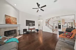 2410 Suncreek Ln, Pearland, TX 77584 - Photo 14