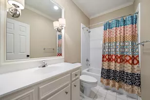 1229 Ripple Creek Dr, Houston, TX 77057 - Photo 20