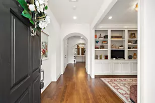 1229 Ripple Creek Dr, Houston, TX 77057 - Photo 2