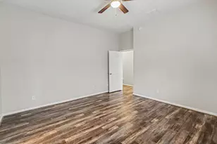28715 Hidden Cove Dr, Magnolia, TX 77354 - Photo 10