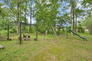 111 County Rd 3379, Cleveland, TX 77327 - Photo 6