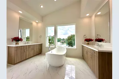 2806 Rosefield Drive, Houston, TX 77080 - Photo 10