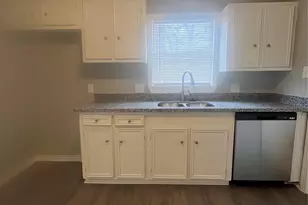 6634 Cresthill St, Houston, TX 77033 - Photo 8