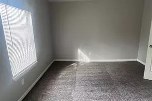 6634 Cresthill St, Houston, TX 77033 - Photo 16