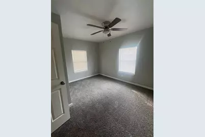 6634 Cresthill Street, Houston, TX 77033 - Photo 14