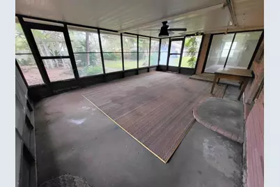 706 Maple St, Sweeny, TX 77480 - Photo 32