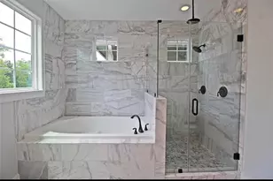2736 Cortlandt St, Houston, TX 77008 - Photo 6
