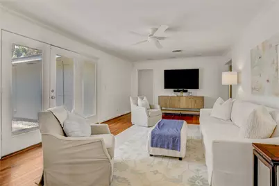 4606 Waynesboro Drive, Houston, TX 77035 - Photo 12