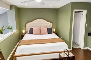 2425 Holly Hall St, Houston, TX 77054 - Photo 10