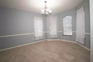 310 Cheddington Dr, Katy, TX 77450 - Photo 10