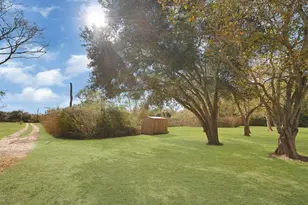 5353 County Rd 154, Alvin, TX 77511 - Photo 12
