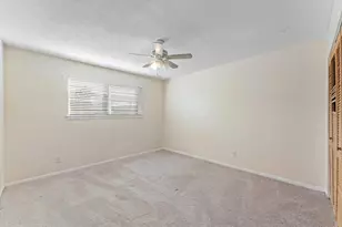 10556 Hammerly Blvd, Houston, TX 77043 - Photo 22