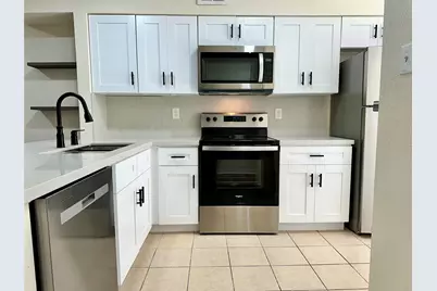 1715 Moritz Drive #12, Houston, TX 77055 - Photo 6