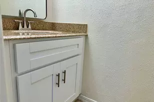 1715 Moritz Dr, Houston, TX 77055 - Photo 22