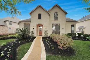1807 Ravenel Ln, Sugar Land, TX 77479 - Photo 2