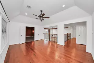1807 Ravenel Ln, Sugar Land, TX 77479 - Photo 26