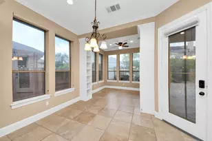 1807 Ravenel Ln, Sugar Land, TX 77479 - Photo 8