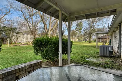 102 S Bow Drive, Jones Creek, TX 77541 - Photo 28