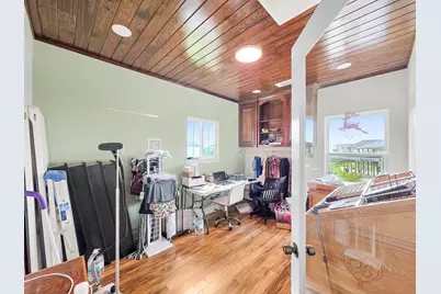 970 Surfside Drive, Crystal Beach, TX 77650 - Photo 14